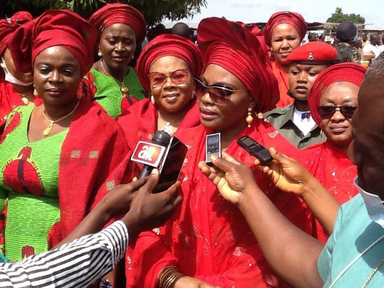 NAOWA President lead humanitarian services to IDP’s camp and Karu Orphanage, donated relief Items