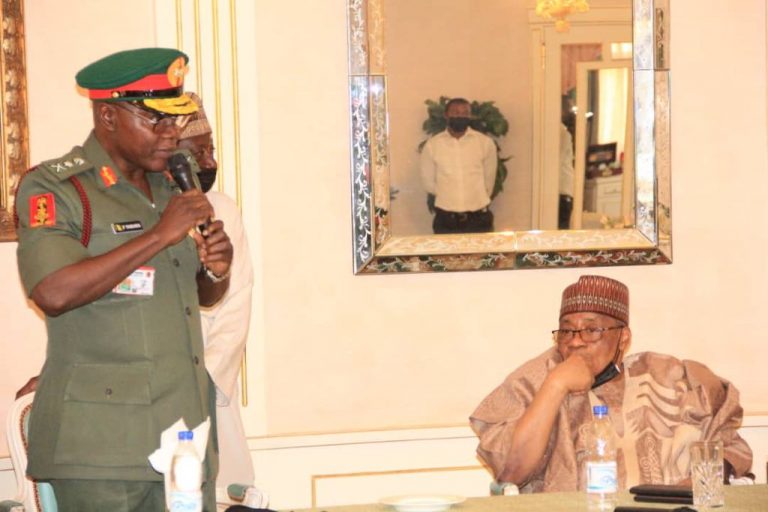 Army Chief pays a curtsey visit to Former Head Of State