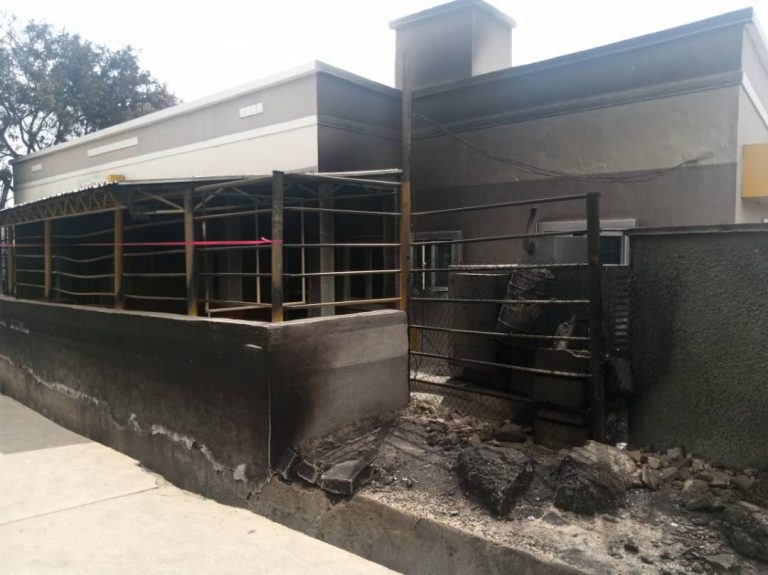 Governor Lalong Vows Rebuilding Of Burnt UniJos Veterinary Teaching Hospital