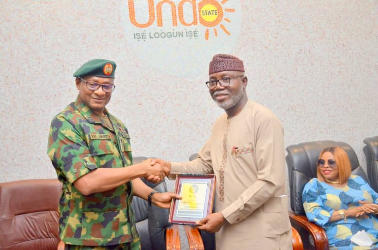 Major General Okoro Resumes Duty as GOC 2nd Division of Nigerian Army