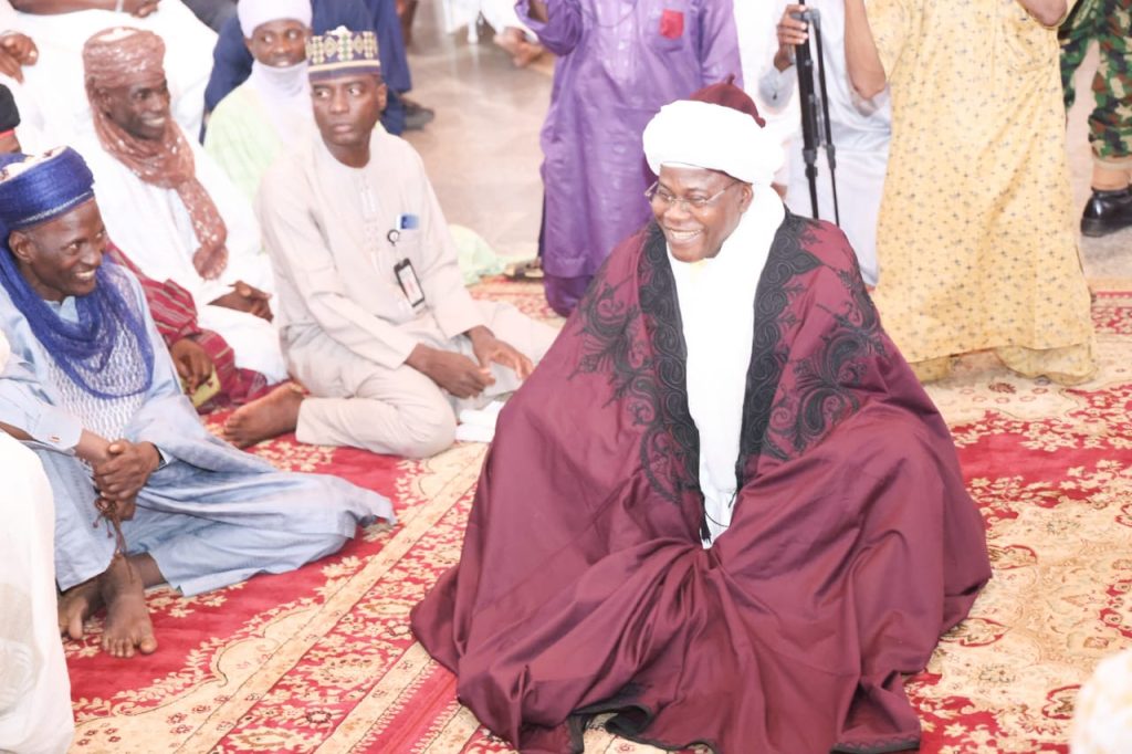 Amidst Pomp and Pageantry, Sokoto Welcomes Gen. Faruk Yahaya Rtd. Home with Grand Reception, Traditional Turbarning