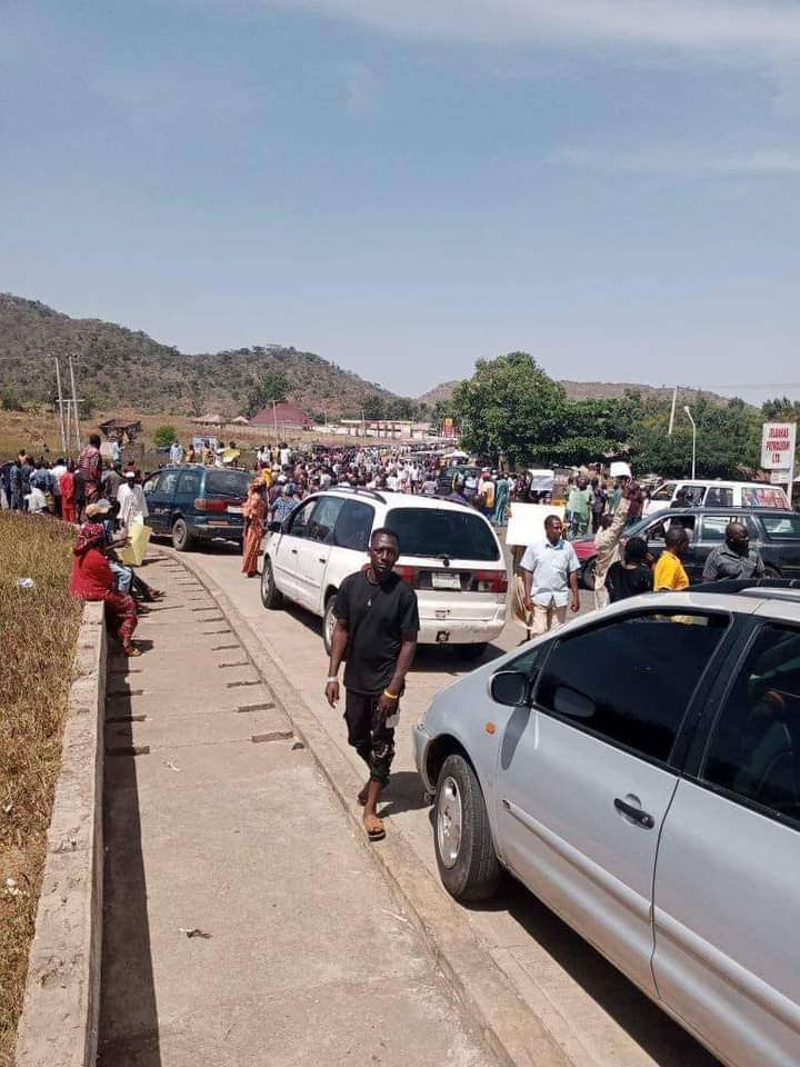 Protest rocks Plateau over Appeal Court Judgments against PDP Lawmakers….says we want justice