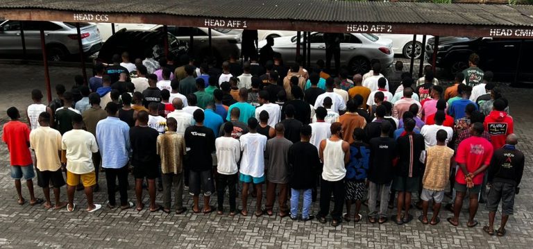 EFCC Arrests 117 Suspected Internet Fraudsters in Lagos