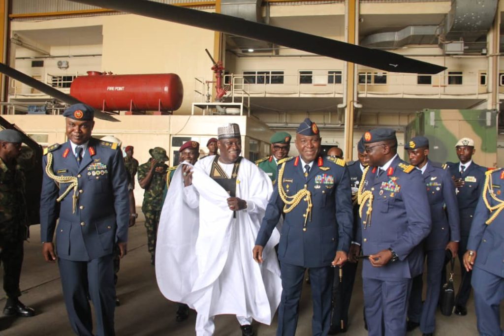 HMOD Urges Graduands Of Air War Course 10/2024 To Adopt Innovative, Proactive Approach To Tackle The Complex Security Threats