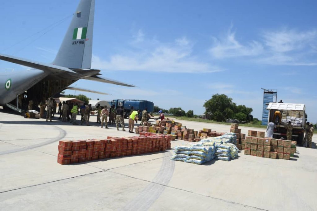 First Lady Donates Relief Materials To Borno Flood Victims As NAF Airlifts Them Over