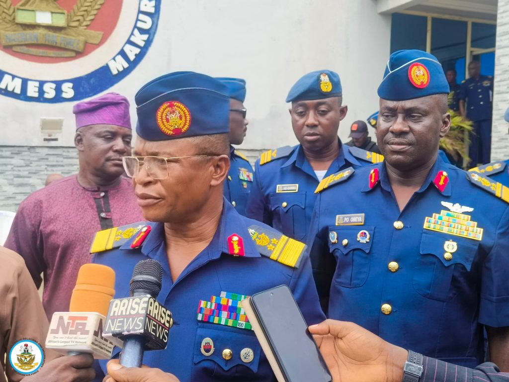 Chief of Air Staff Hold Veterans’ Parley to Reconnect with Retired Personnel